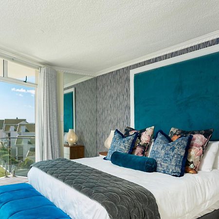 Dolphin Bay Boutique Hotel And Spa Port Elizabeth Exteriör bild