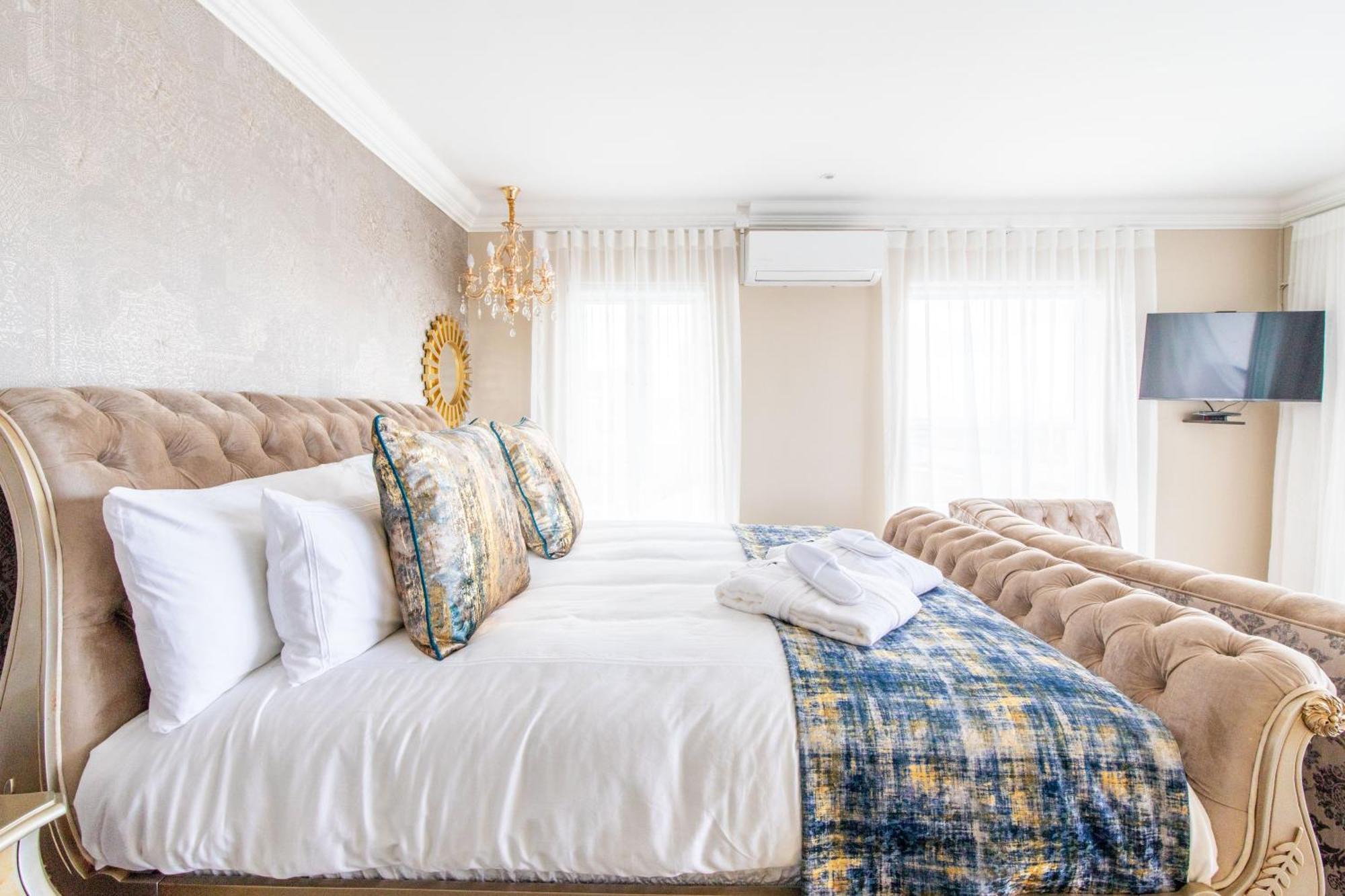 Dolphin Bay Boutique Hotel And Spa Port Elizabeth Exteriör bild