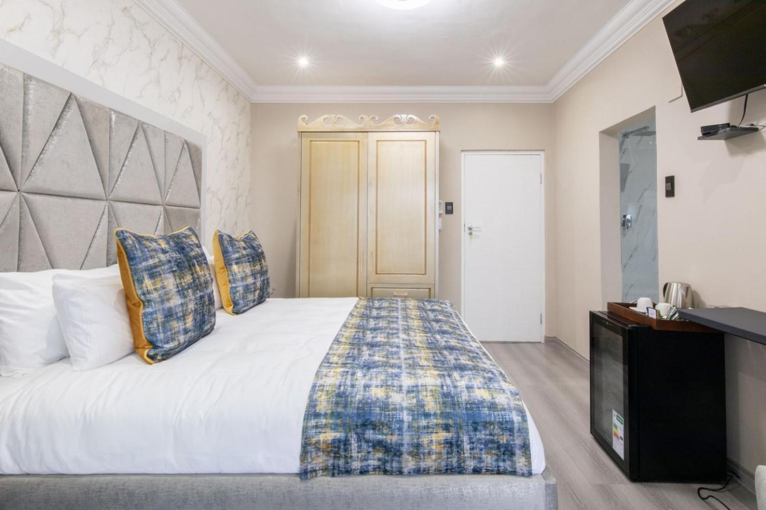 Dolphin Bay Boutique Hotel And Spa Port Elizabeth Exteriör bild