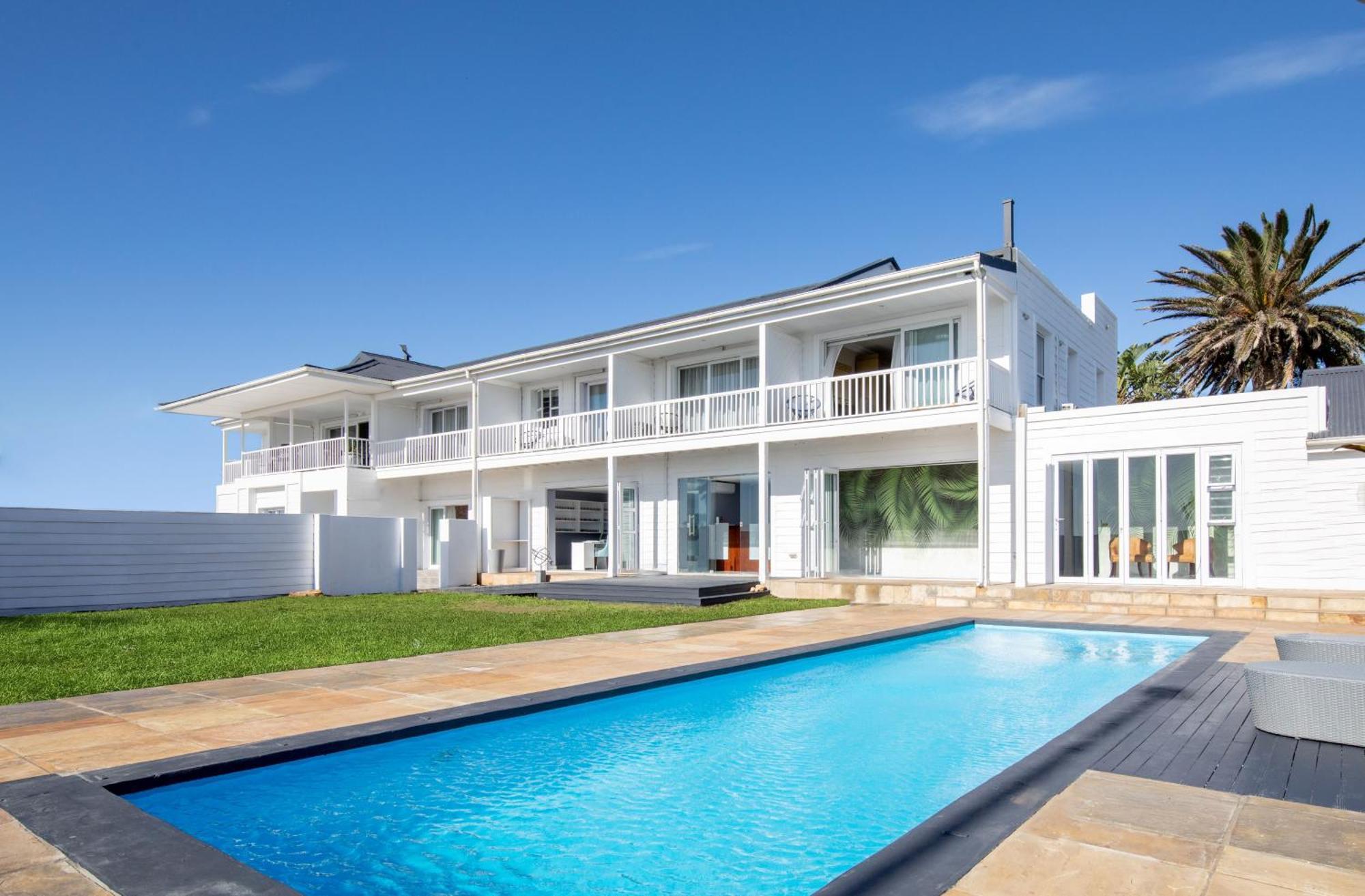 Dolphin Bay Boutique Hotel And Spa Port Elizabeth Exteriör bild