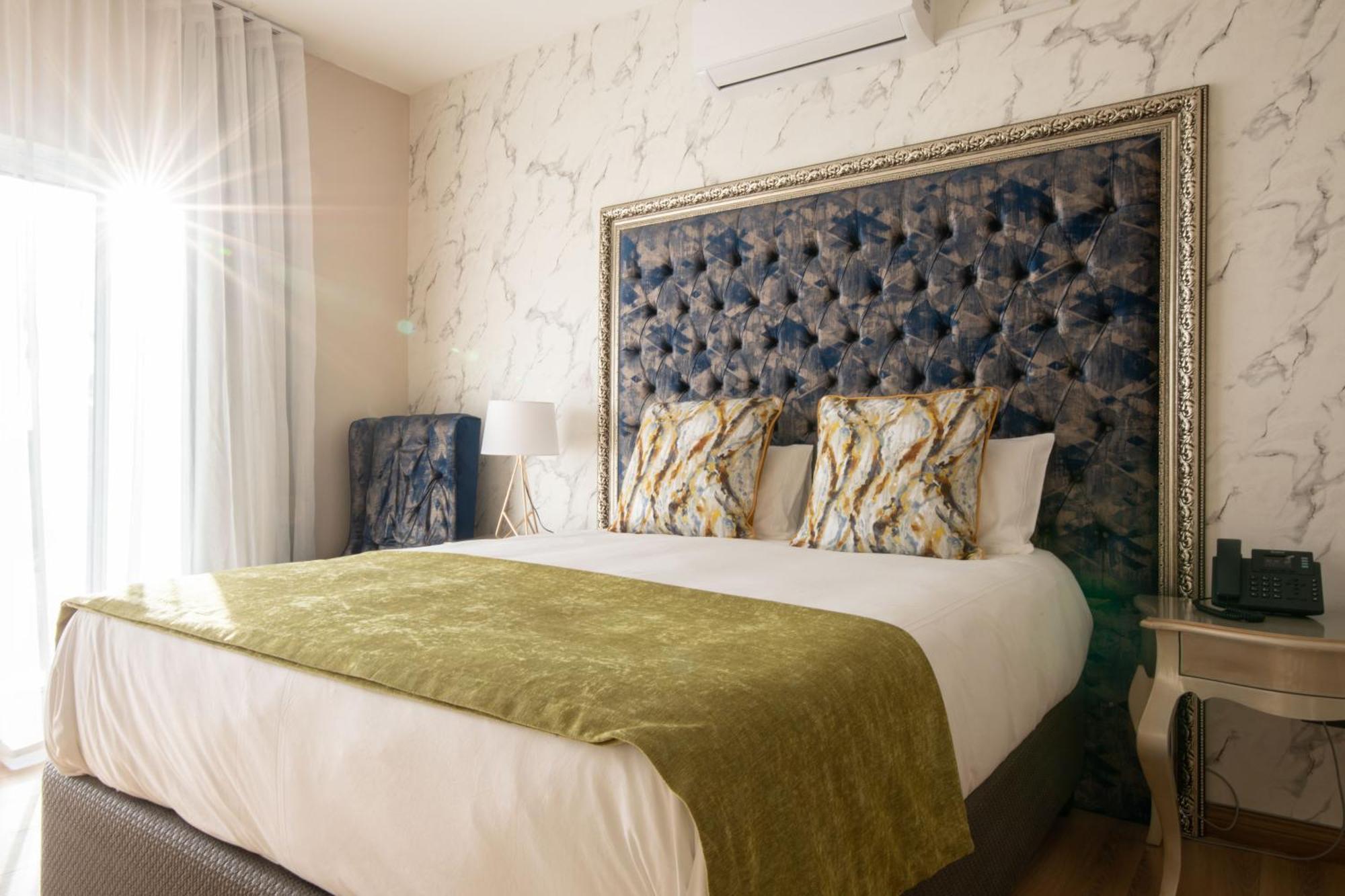 Dolphin Bay Boutique Hotel And Spa Port Elizabeth Exteriör bild